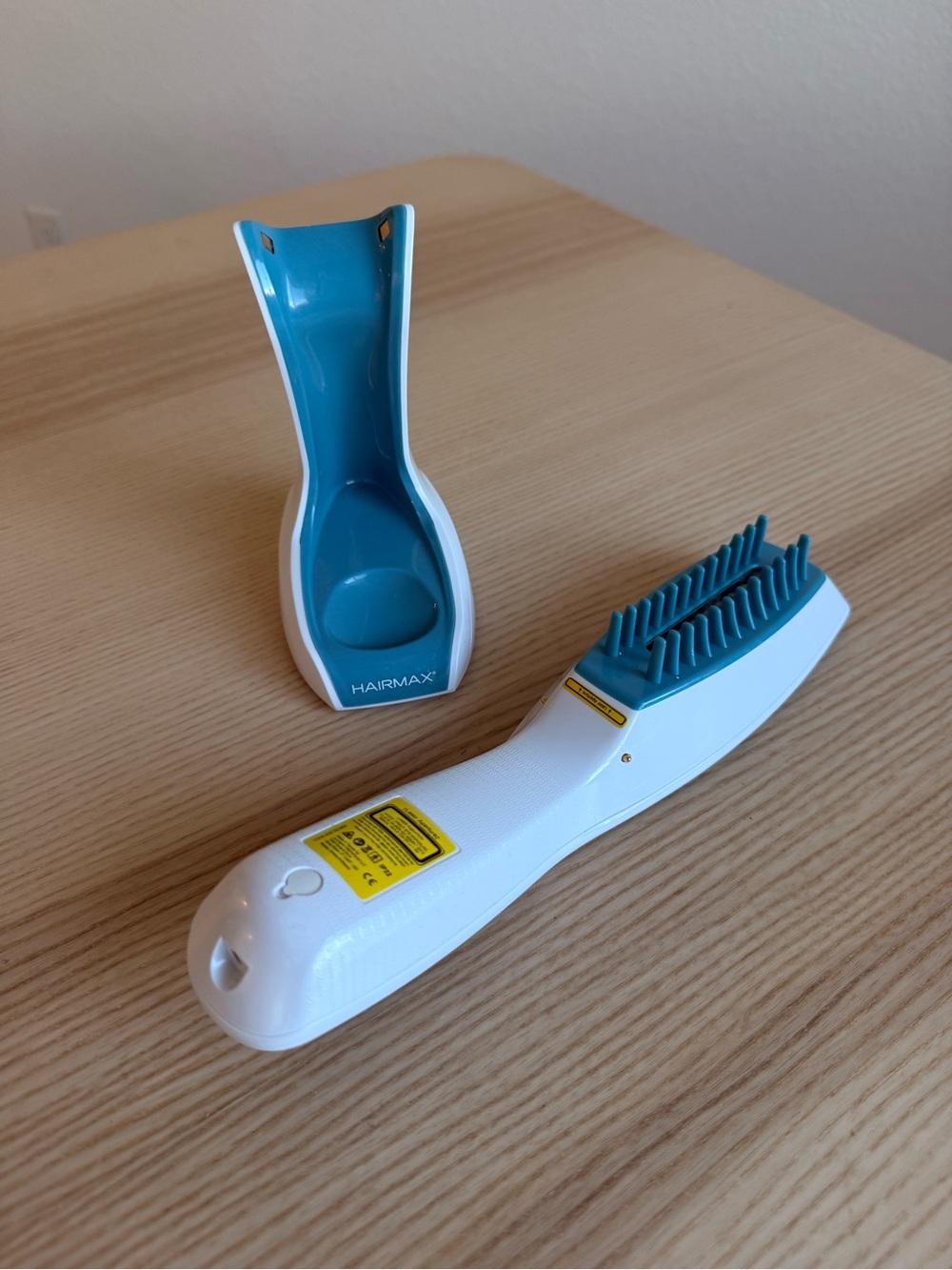 HairMax Ultima 9 Classic LaserComb Hair Growth Device FDA Cleared - Picture 3 of 5